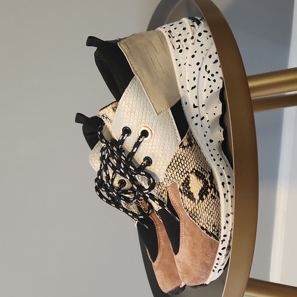 Blush & Multi Pattern Sneaker - Picture 2 of 3